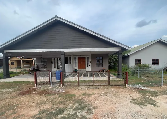 Mikaeel Homestay Beserah Kuantan